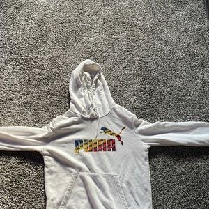 Super cute puma sweatshirt!